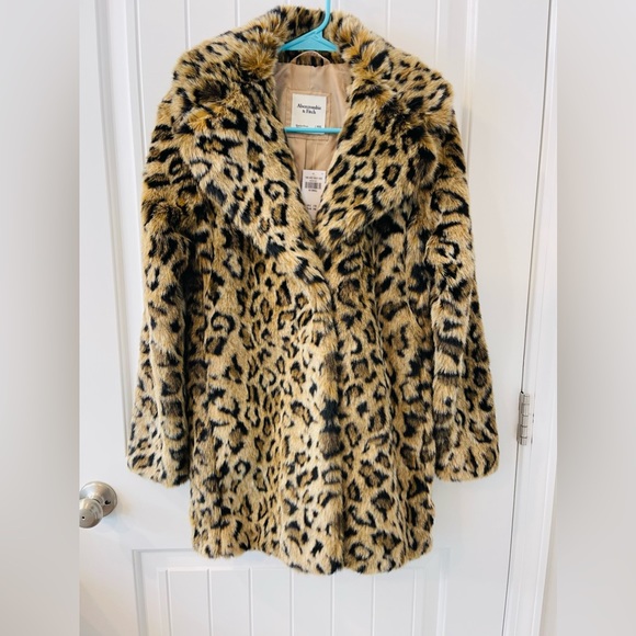 Abercrombie Leopard Jacket / Coat - Picture 1 of 4